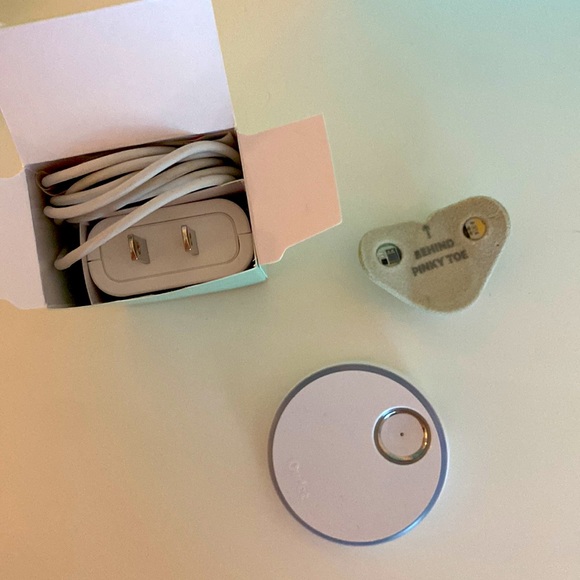 3rd generation owlet monitor - Picture 3 of 4